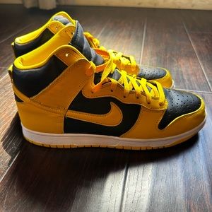 Dunk High SP ‘Iowa’ 2020